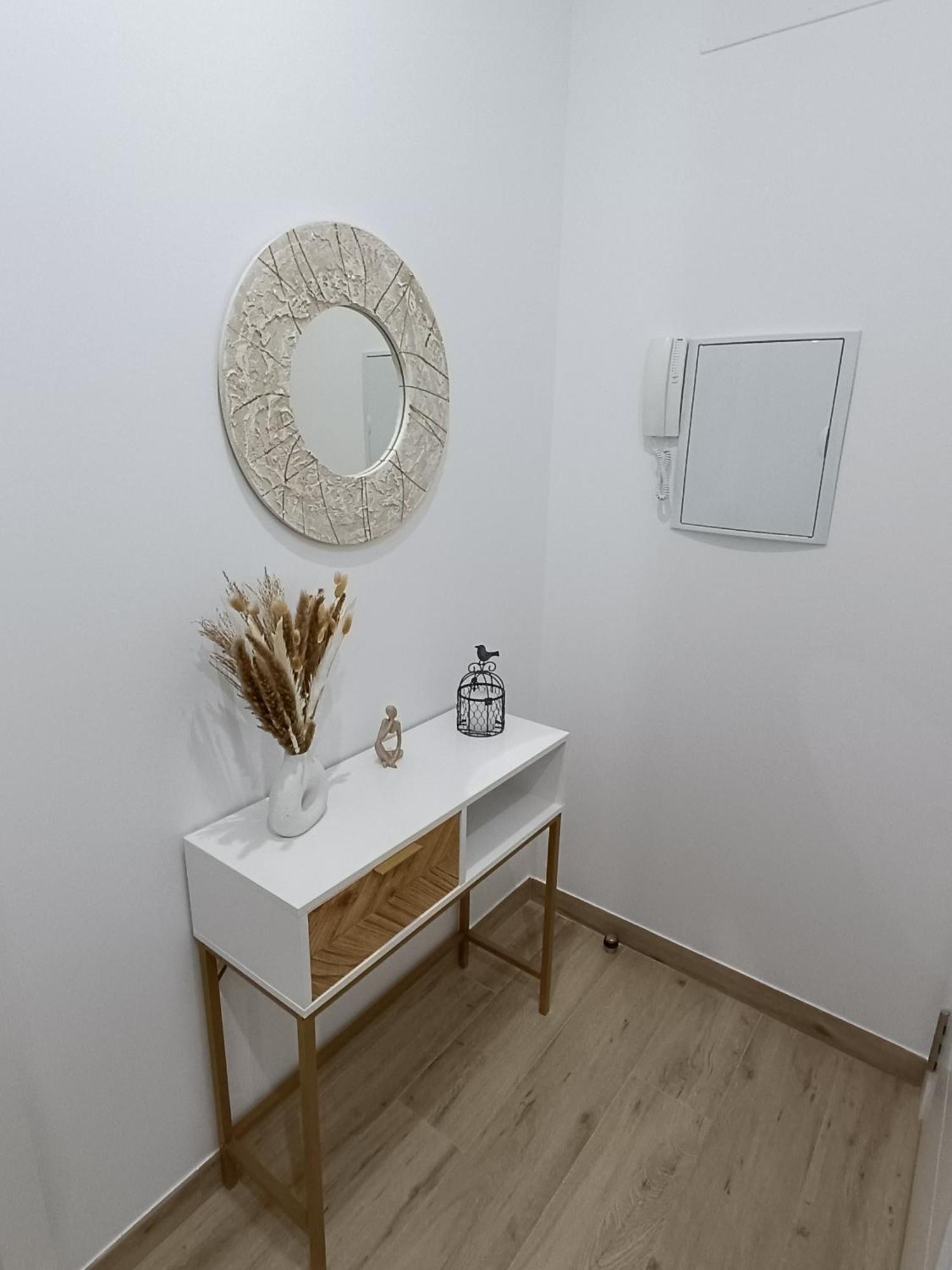 Apartamento Vitelio Кармона Екстер'єр фото